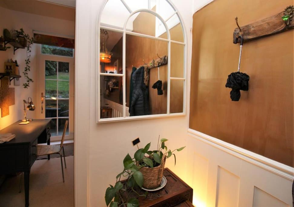 Holyrood Park: Lush & Arty 2 Double Bed Flat Lejlighed EDI Eksteriør billede