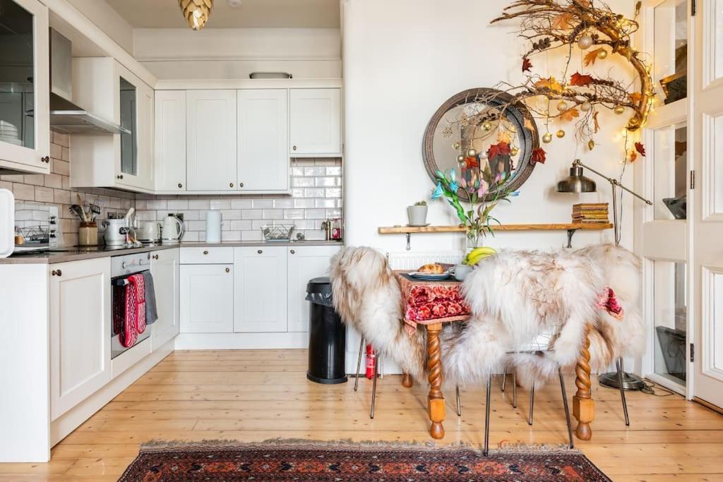 Holyrood Park: Lush & Arty 2 Double Bed Flat Lejlighed EDI Eksteriør billede